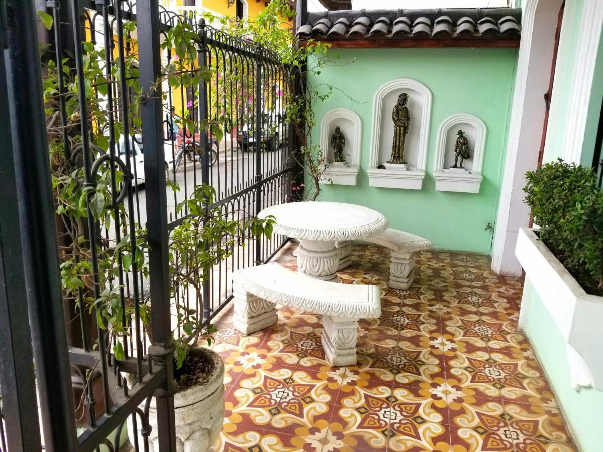 Casa Del Agua Panzió Granada  Kültér fotó